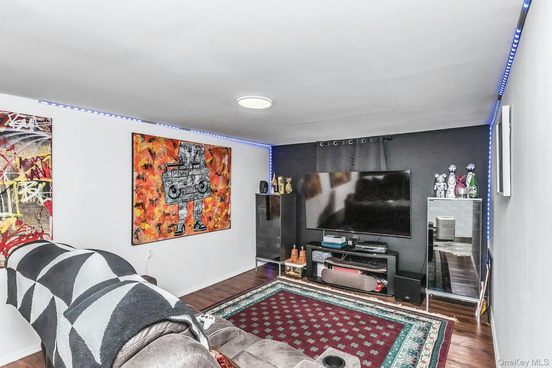 93 Gilroy Avenue, Hempstead, NY, 4 Bedrooms Bedrooms, 9 Rooms Rooms,2 BathroomsBathrooms,Residential,For Rent,Gilroy,0,1005699 93 Gilroy Avenue, Hempstead, NY, 4 Bedrooms Bedrooms, 9 Rooms Rooms,2 BathroomsBathrooms,Residential,For Rent,Gilroy,0,1005699