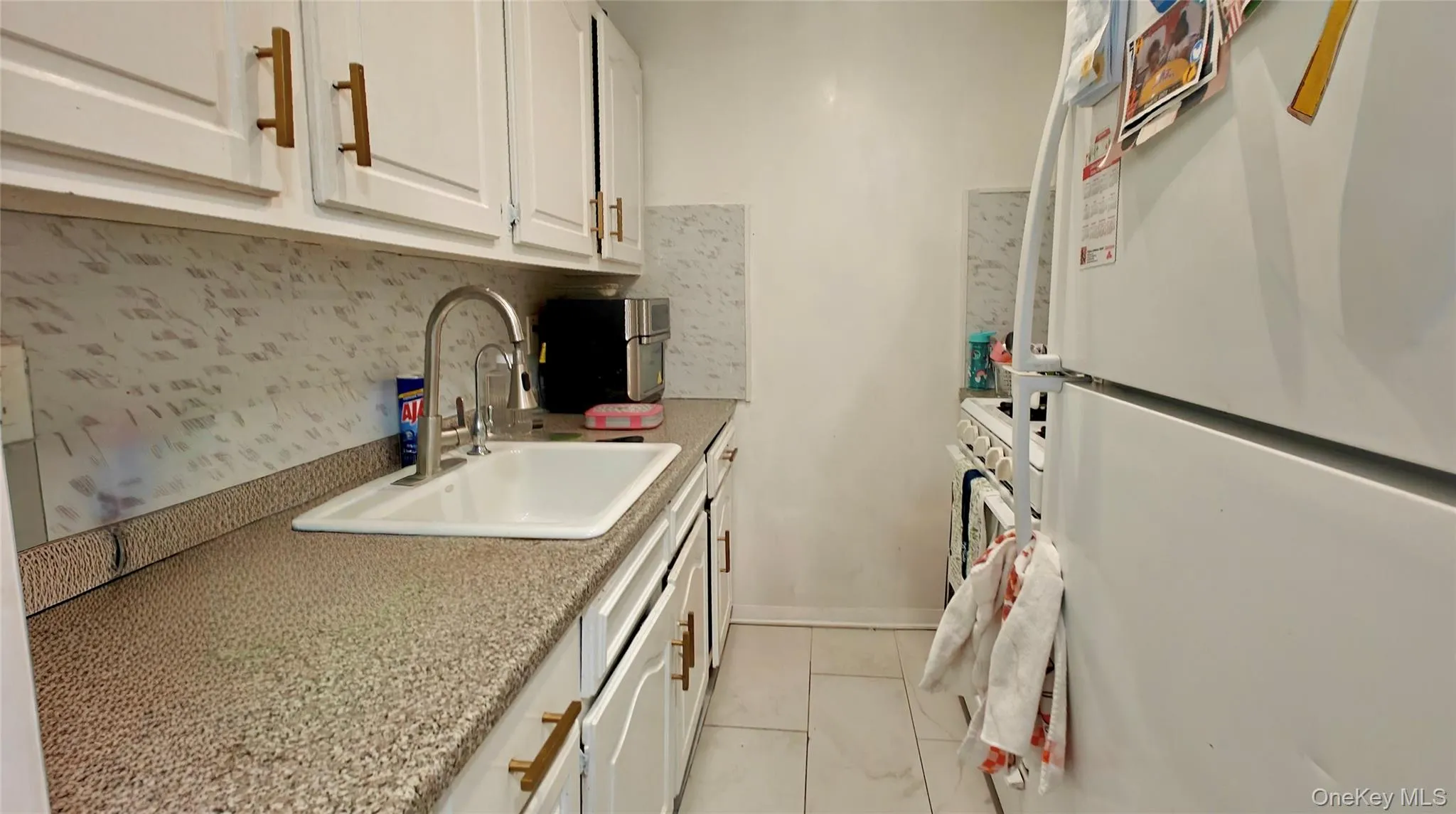 47 Alta Avenue, Yonkers, NY, 1 Bedroom Bedrooms, 4 Rooms Rooms,1 BathroomBathrooms,Residential,For Rent,Alta,0,1005705 47 Alta Avenue, Yonkers, NY, 1 Bedroom Bedrooms, 4 Rooms Rooms,1 BathroomBathrooms,Residential,For Rent,Alta,0,1005705