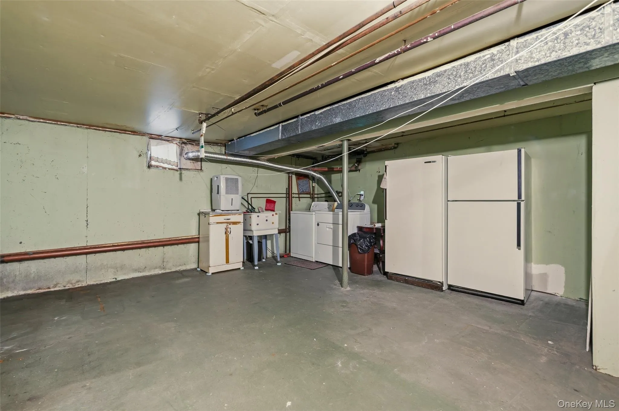 Washer and Dryer2nd Refrigerator and Freezer Washer and Dryer2nd Refrigerator and Freezer