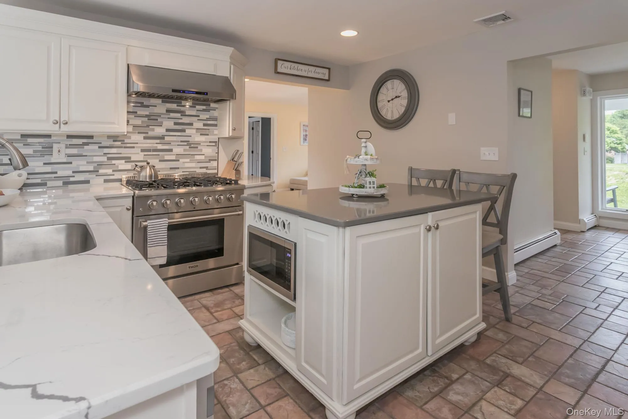 102 Beverly Road, Chester Town, NY, 4 Bedrooms Bedrooms, 16 Rooms Rooms,3 BathroomsBathrooms,Residential,For Rent,Beverly,0,1005710 102 Beverly Road, Chester Town, NY, 4 Bedrooms Bedrooms, 16 Rooms Rooms,3 BathroomsBathrooms,Residential,For Rent,Beverly,0,1005710
