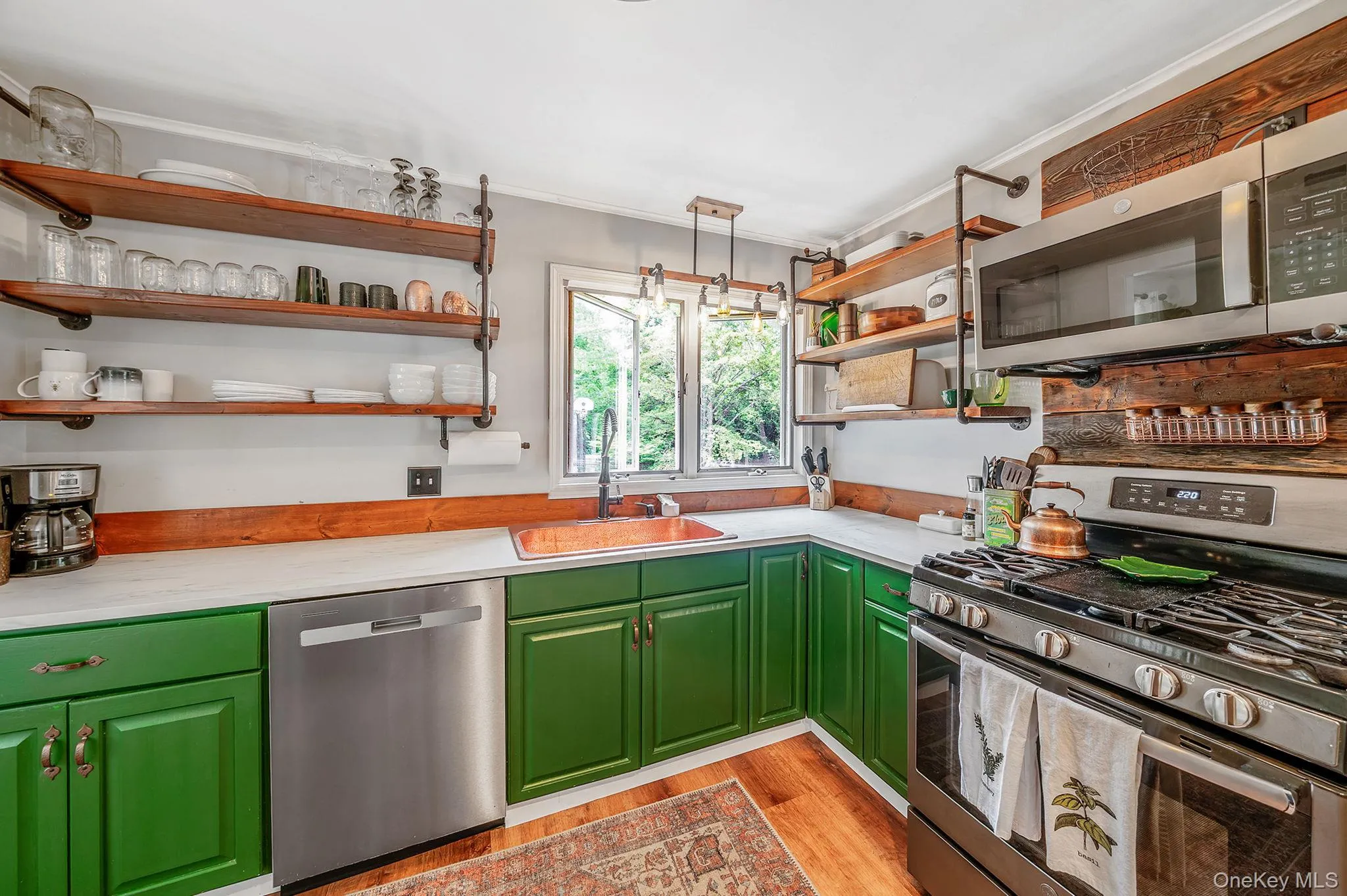 8 Hill Street, Riverhead, NY, 3 Bedrooms Bedrooms, 5 Rooms Rooms,1 BathroomBathrooms,Residential,For Rent,Hill,0,1005714 8 Hill Street, Riverhead, NY, 3 Bedrooms Bedrooms, 5 Rooms Rooms,1 BathroomBathrooms,Residential,For Rent,Hill,0,1005714