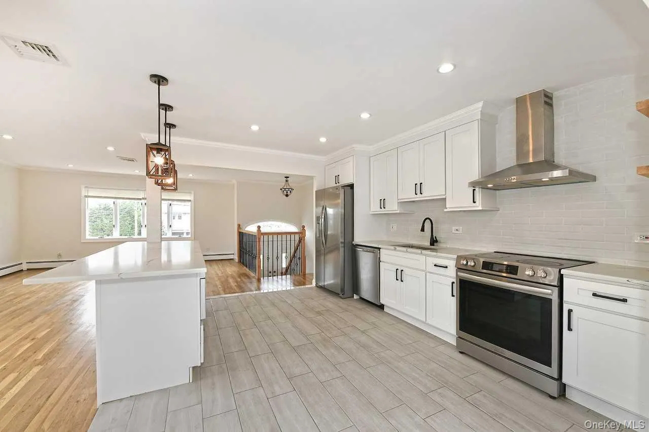 107 Beverly Road, Oyster Bay, NY, 5 Bedrooms Bedrooms, 11 Rooms Rooms,2 BathroomsBathrooms,Residential,For Rent,Beverly,0,1005715 107 Beverly Road, Oyster Bay, NY, 5 Bedrooms Bedrooms, 11 Rooms Rooms,2 BathroomsBathrooms,Residential,For Rent,Beverly,0,1005715