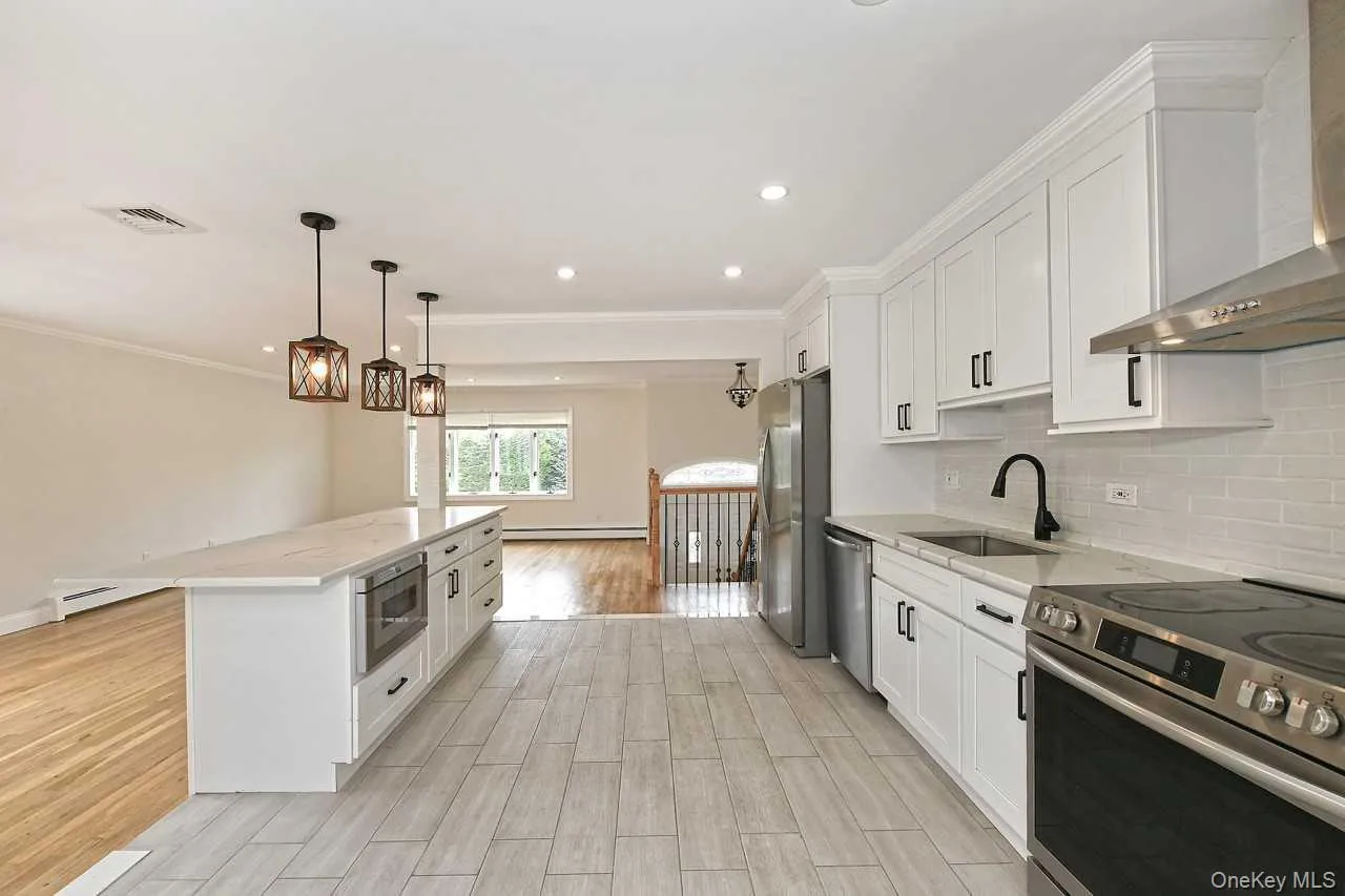 107 Beverly Road, Oyster Bay, NY, 5 Bedrooms Bedrooms, 11 Rooms Rooms,2 BathroomsBathrooms,Residential,For Rent,Beverly,0,1005715 107 Beverly Road, Oyster Bay, NY, 5 Bedrooms Bedrooms, 11 Rooms Rooms,2 BathroomsBathrooms,Residential,For Rent,Beverly,0,1005715