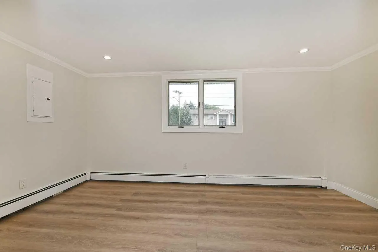 107 Beverly Road, Oyster Bay, NY, 5 Bedrooms Bedrooms, 11 Rooms Rooms,2 BathroomsBathrooms,Residential,For Rent,Beverly,0,1005715 107 Beverly Road, Oyster Bay, NY, 5 Bedrooms Bedrooms, 11 Rooms Rooms,2 BathroomsBathrooms,Residential,For Rent,Beverly,0,1005715