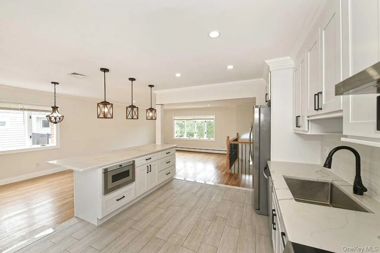 107 Beverly Road, Oyster Bay, NY, 5 Bedrooms Bedrooms, 11 Rooms Rooms,2 BathroomsBathrooms,Residential,For Rent,Beverly,0,1005715 107 Beverly Road, Oyster Bay, NY, 5 Bedrooms Bedrooms, 11 Rooms Rooms,2 BathroomsBathrooms,Residential,For Rent,Beverly,0,1005715