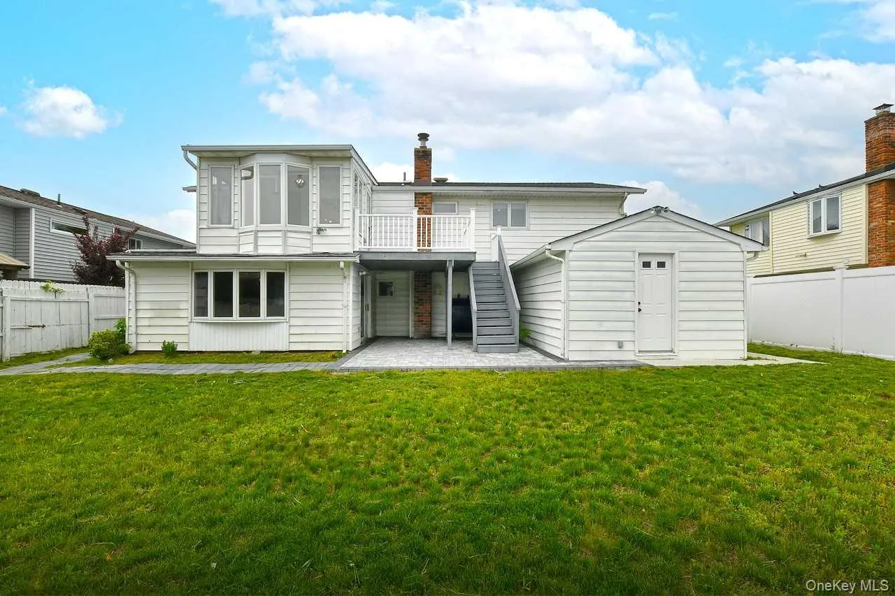 107 Beverly Road, Oyster Bay, NY, 5 Bedrooms Bedrooms, 11 Rooms Rooms,2 BathroomsBathrooms,Residential,For Rent,Beverly,0,1005715 107 Beverly Road, Oyster Bay, NY, 5 Bedrooms Bedrooms, 11 Rooms Rooms,2 BathroomsBathrooms,Residential,For Rent,Beverly,0,1005715