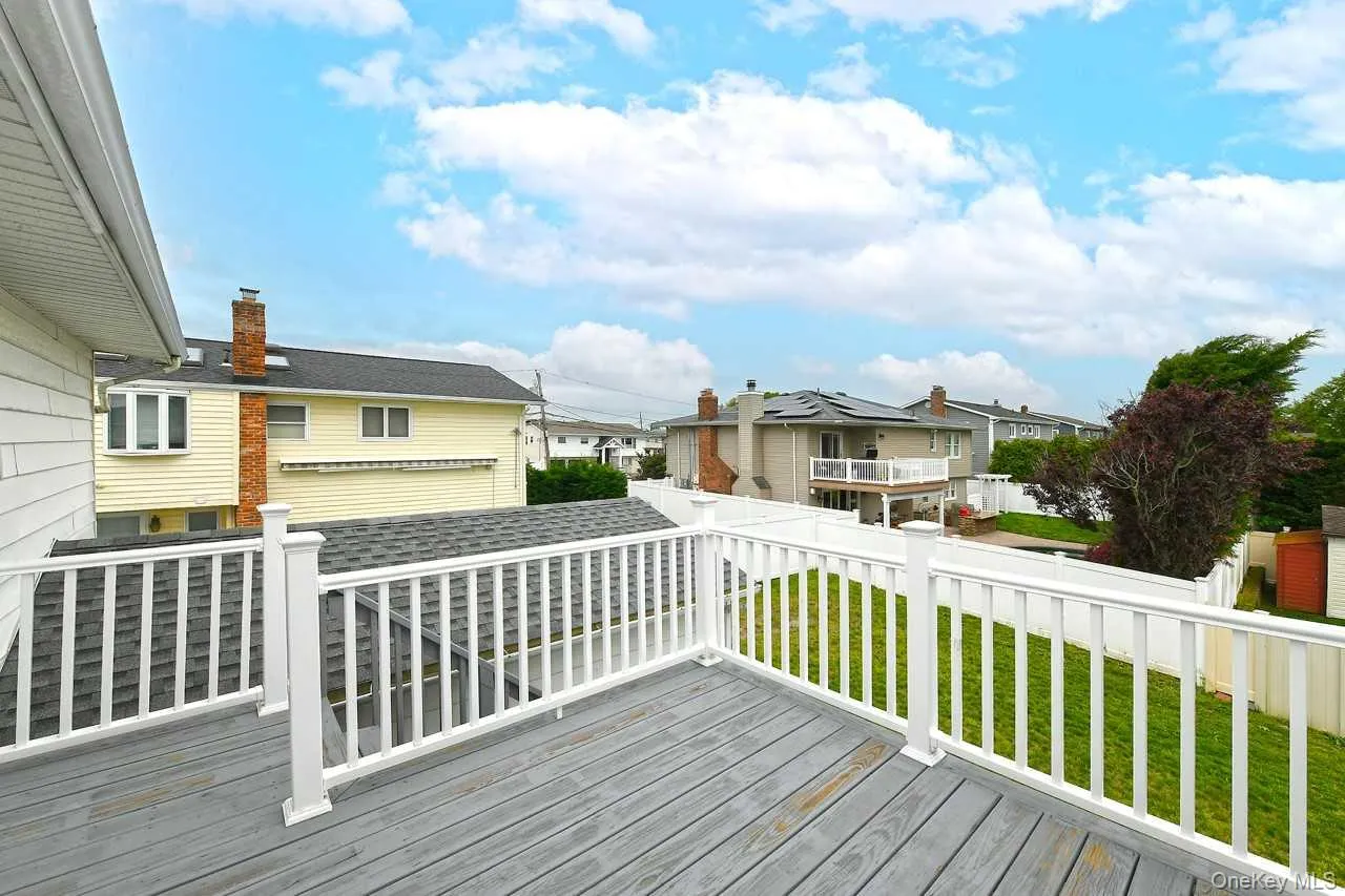 107 Beverly Road, Oyster Bay, NY, 5 Bedrooms Bedrooms, 11 Rooms Rooms,2 BathroomsBathrooms,Residential,For Rent,Beverly,0,1005715 107 Beverly Road, Oyster Bay, NY, 5 Bedrooms Bedrooms, 11 Rooms Rooms,2 BathroomsBathrooms,Residential,For Rent,Beverly,0,1005715