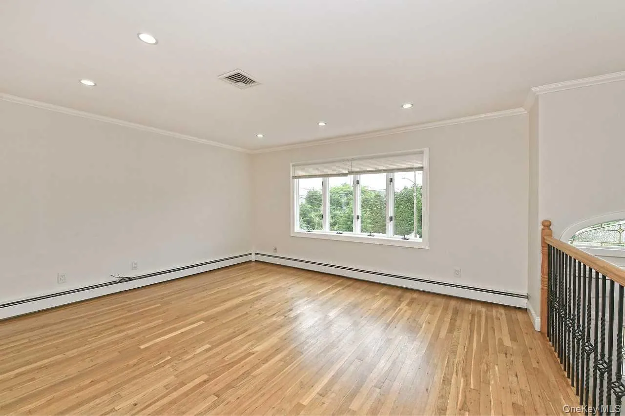 107 Beverly Road, Oyster Bay, NY, 5 Bedrooms Bedrooms, 11 Rooms Rooms,2 BathroomsBathrooms,Residential,For Rent,Beverly,0,1005715 107 Beverly Road, Oyster Bay, NY, 5 Bedrooms Bedrooms, 11 Rooms Rooms,2 BathroomsBathrooms,Residential,For Rent,Beverly,0,1005715