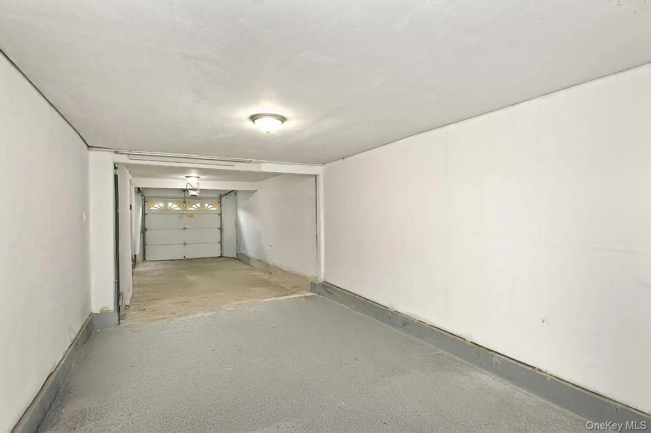 107 Beverly Road, Oyster Bay, NY, 5 Bedrooms Bedrooms, 11 Rooms Rooms,2 BathroomsBathrooms,Residential,For Rent,Beverly,0,1005715 107 Beverly Road, Oyster Bay, NY, 5 Bedrooms Bedrooms, 11 Rooms Rooms,2 BathroomsBathrooms,Residential,For Rent,Beverly,0,1005715