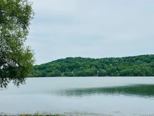 15 Roanoke Road, Patterson, NY, 2 Bedrooms Bedrooms, 5 Rooms Rooms,1 BathroomBathrooms,Residential,For Rent,Roanoke,0,1005721 15 Roanoke Road, Patterson, NY, 2 Bedrooms Bedrooms, 5 Rooms Rooms,1 BathroomBathrooms,Residential,For Rent,Roanoke,0,1005721