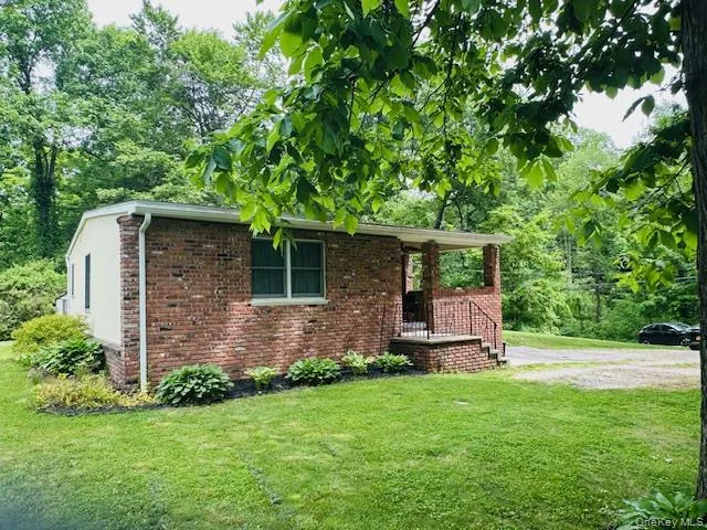 15 Roanoke Road, Patterson, NY, 2 Bedrooms Bedrooms, 5 Rooms Rooms,1 BathroomBathrooms,Residential,For Rent,Roanoke,0,1005721 15 Roanoke Road, Patterson, NY, 2 Bedrooms Bedrooms, 5 Rooms Rooms,1 BathroomBathrooms,Residential,For Rent,Roanoke,0,1005721