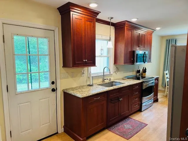 15 Roanoke Road, Patterson, NY, 2 Bedrooms Bedrooms, 5 Rooms Rooms,1 BathroomBathrooms,Residential,For Rent,Roanoke,0,1005721 15 Roanoke Road, Patterson, NY, 2 Bedrooms Bedrooms, 5 Rooms Rooms,1 BathroomBathrooms,Residential,For Rent,Roanoke,0,1005721