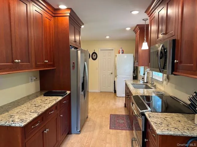15 Roanoke Road, Patterson, NY, 2 Bedrooms Bedrooms, 5 Rooms Rooms,1 BathroomBathrooms,Residential,For Rent,Roanoke,0,1005721 15 Roanoke Road, Patterson, NY, 2 Bedrooms Bedrooms, 5 Rooms Rooms,1 BathroomBathrooms,Residential,For Rent,Roanoke,0,1005721