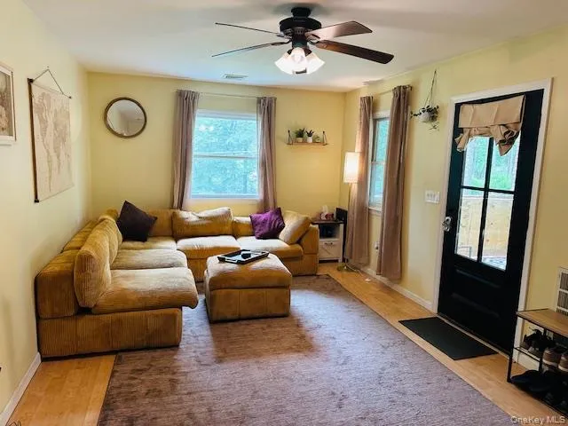 15 Roanoke Road, Patterson, NY, 2 Bedrooms Bedrooms, 5 Rooms Rooms,1 BathroomBathrooms,Residential,For Rent,Roanoke,0,1005721 15 Roanoke Road, Patterson, NY, 2 Bedrooms Bedrooms, 5 Rooms Rooms,1 BathroomBathrooms,Residential,For Rent,Roanoke,0,1005721