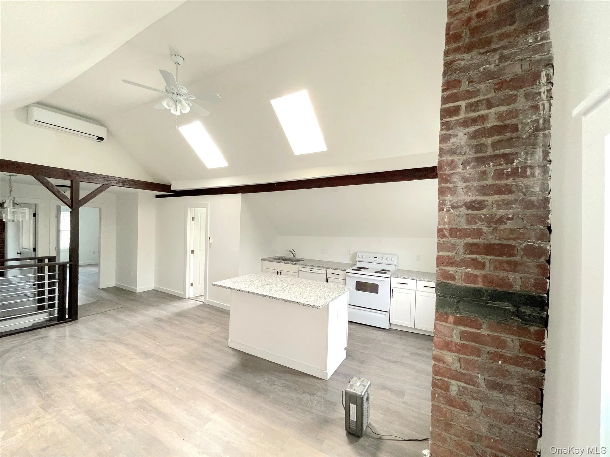 1419 Route 376, Wappinger, NY, 2 Bedrooms Bedrooms, 4 Rooms Rooms,1 BathroomBathrooms,Residential Lease,For Rent,Route 376,0,1005722 1419 Route 376, Wappinger, NY, 2 Bedrooms Bedrooms, 4 Rooms Rooms,1 BathroomBathrooms,Residential Lease,For Rent,Route 376,0,1005722
