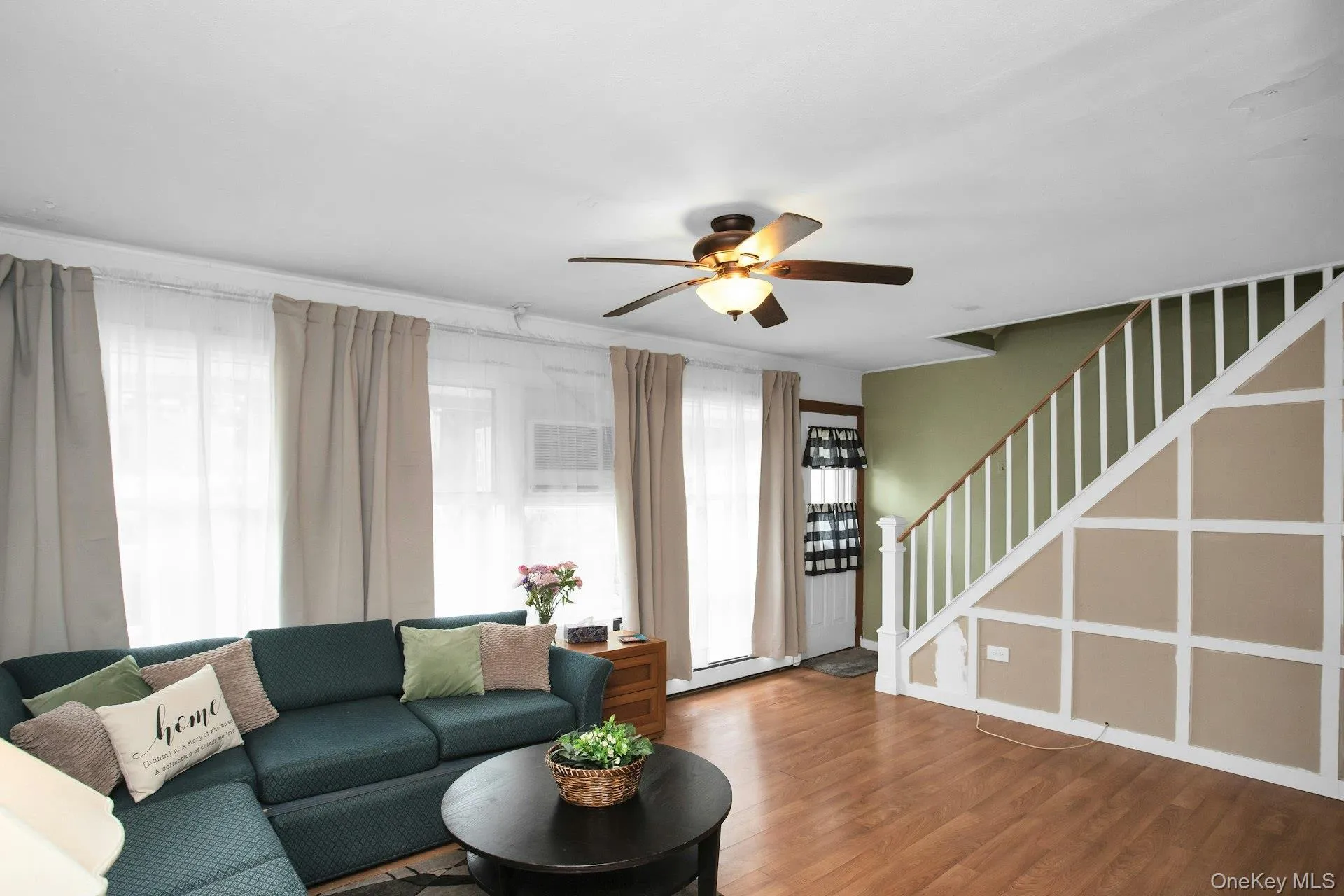 53 Elves Lane, Hempstead, NY, 4 Bedrooms Bedrooms, 6 Rooms Rooms,1 BathroomBathrooms,Residential,For Rent,Elves,0,1005724 53 Elves Lane, Hempstead, NY, 4 Bedrooms Bedrooms, 6 Rooms Rooms,1 BathroomBathrooms,Residential,For Rent,Elves,0,1005724
