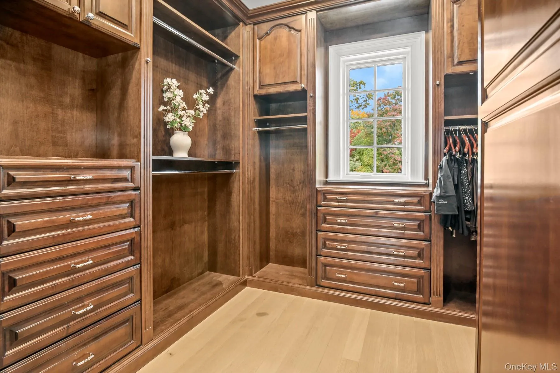 4 Cowdray Park Drive, North Castle, NY, 7 Bedrooms Bedrooms, 19 Rooms Rooms,7 BathroomsBathrooms,Residential,For Rent,Cowdray Park,0,KEY1005728 4 Cowdray Park Drive, North Castle, NY, 7 Bedrooms Bedrooms, 19 Rooms Rooms,7 BathroomsBathrooms,Residential,For Rent,Cowdray Park,0,KEY1005728