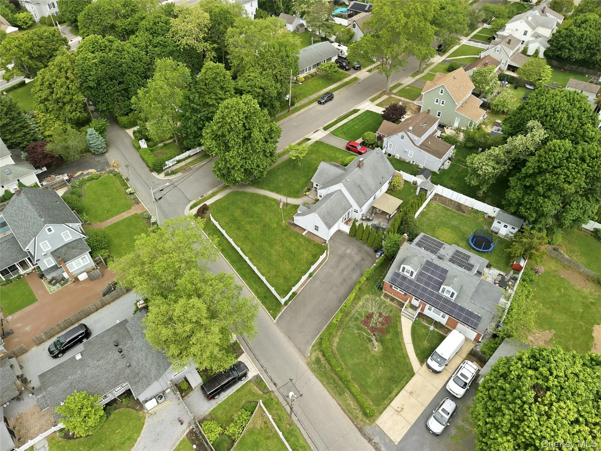 99 Oldfield Avenue, Babylon, NY, 3 Bedrooms Bedrooms, 9 Rooms Rooms,2 BathroomsBathrooms,Residential,For Rent,Oldfield,0,1005729 99 Oldfield Avenue, Babylon, NY, 3 Bedrooms Bedrooms, 9 Rooms Rooms,2 BathroomsBathrooms,Residential,For Rent,Oldfield,0,1005729