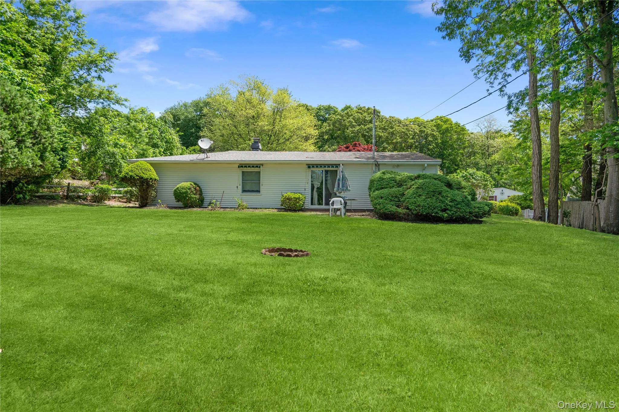 14 Campus Drive, Brookhaven, NY, 4 Bedrooms Bedrooms, 6 Rooms Rooms,2 BathroomsBathrooms,Residential,For Rent,Campus,0,1005740 14 Campus Drive, Brookhaven, NY, 4 Bedrooms Bedrooms, 6 Rooms Rooms,2 BathroomsBathrooms,Residential,For Rent,Campus,0,1005740