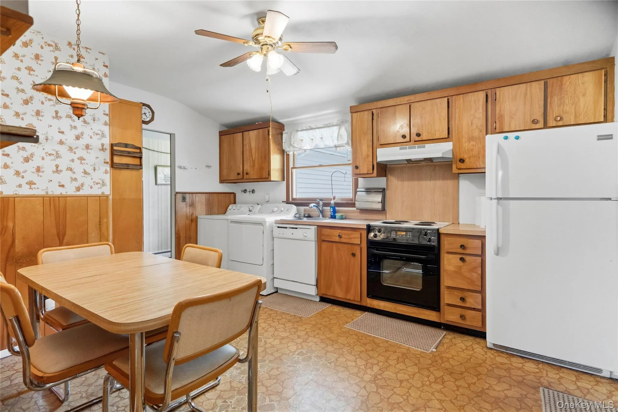14 Campus Drive, Brookhaven, NY, 4 Bedrooms Bedrooms, 6 Rooms Rooms,2 BathroomsBathrooms,Residential,For Rent,Campus,0,1005740 14 Campus Drive, Brookhaven, NY, 4 Bedrooms Bedrooms, 6 Rooms Rooms,2 BathroomsBathrooms,Residential,For Rent,Campus,0,1005740