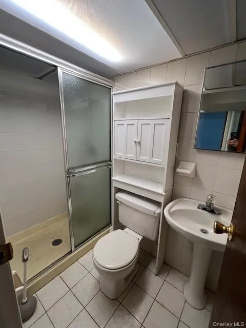 7608 269th Street, New York, NY, 3 Bedrooms Bedrooms, 5 Rooms Rooms,2 BathroomsBathrooms,Residential Lease,For Rent,269th,0,1005743 7608 269th Street, New York, NY, 3 Bedrooms Bedrooms, 5 Rooms Rooms,2 BathroomsBathrooms,Residential Lease,For Rent,269th,0,1005743
