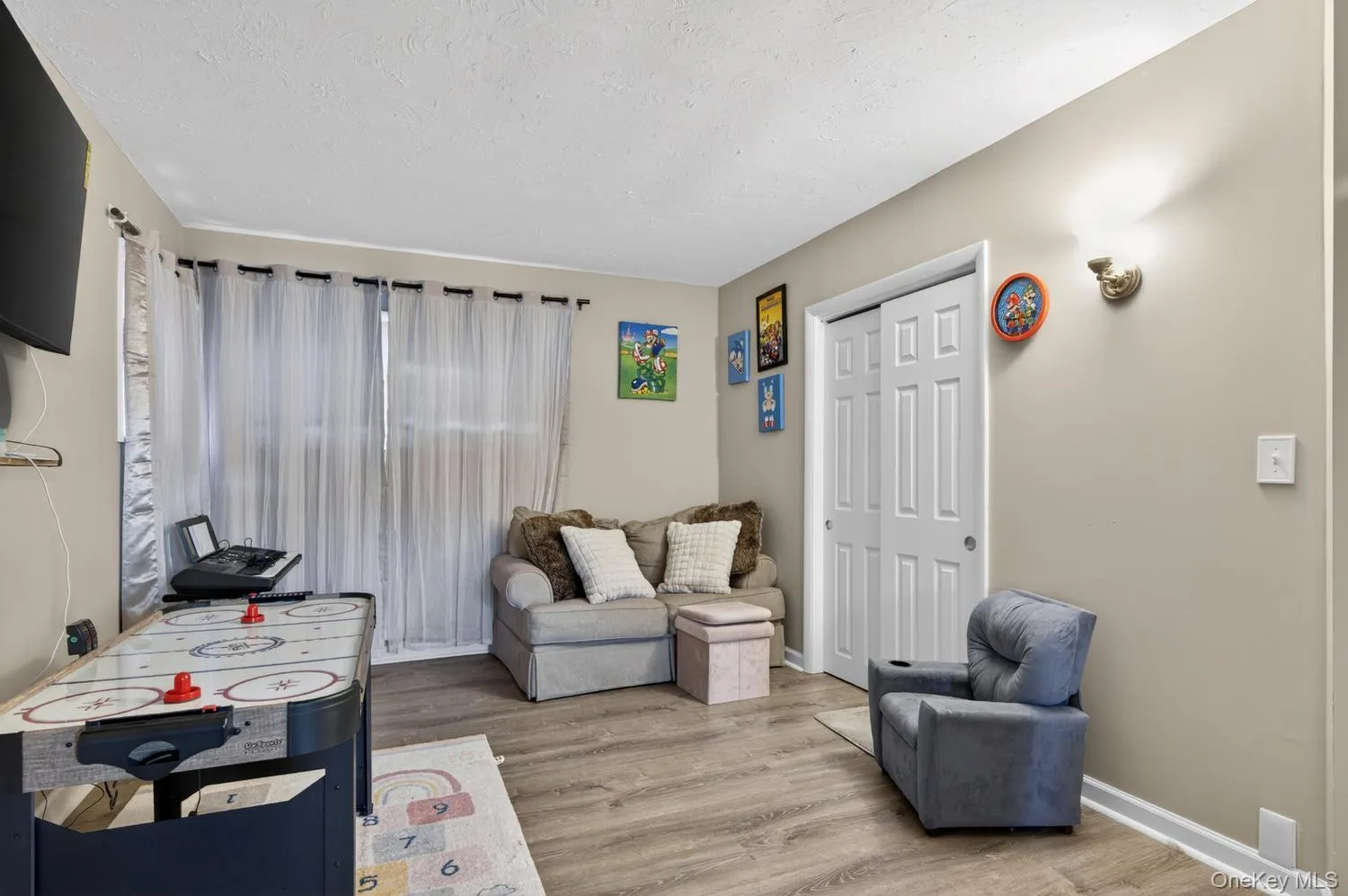 1438 Harding Street, Hempstead, NY, 3 Bedrooms Bedrooms, 7 Rooms Rooms,2 BathroomsBathrooms,Residential,For Rent,Harding,0,1005751 1438 Harding Street, Hempstead, NY, 3 Bedrooms Bedrooms, 7 Rooms Rooms,2 BathroomsBathrooms,Residential,For Rent,Harding,0,1005751