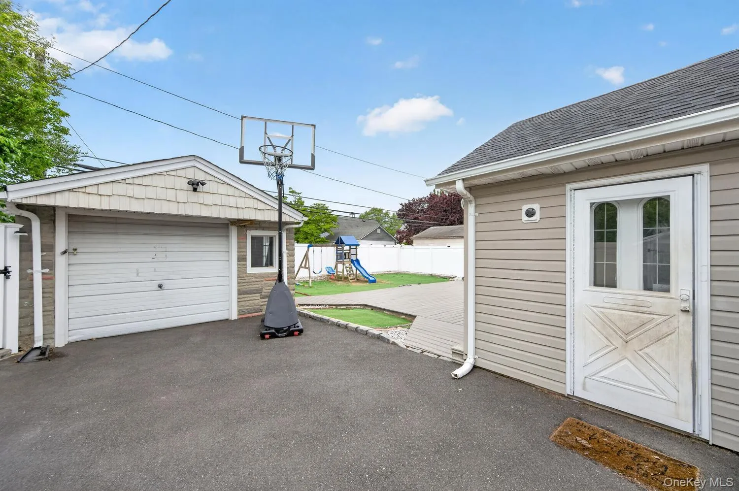 1438 Harding Street, Hempstead, NY, 3 Bedrooms Bedrooms, 7 Rooms Rooms,2 BathroomsBathrooms,Residential,For Rent,Harding,0,1005751 1438 Harding Street, Hempstead, NY, 3 Bedrooms Bedrooms, 7 Rooms Rooms,2 BathroomsBathrooms,Residential,For Rent,Harding,0,1005751