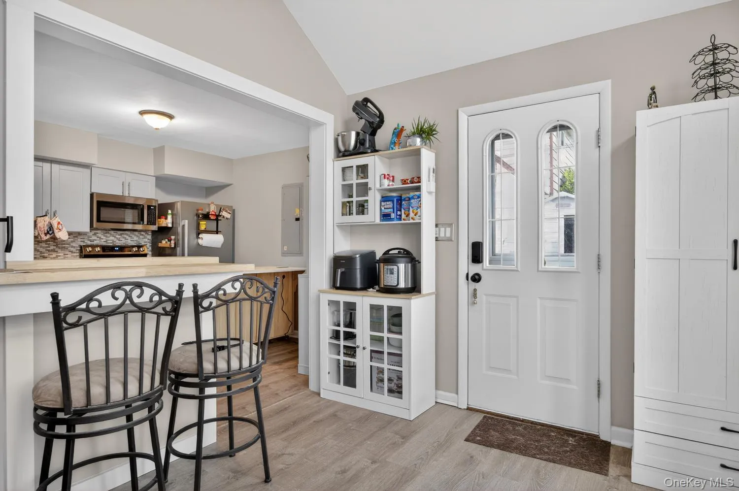 1438 Harding Street, Hempstead, NY, 3 Bedrooms Bedrooms, 7 Rooms Rooms,2 BathroomsBathrooms,Residential,For Rent,Harding,0,1005751 1438 Harding Street, Hempstead, NY, 3 Bedrooms Bedrooms, 7 Rooms Rooms,2 BathroomsBathrooms,Residential,For Rent,Harding,0,1005751