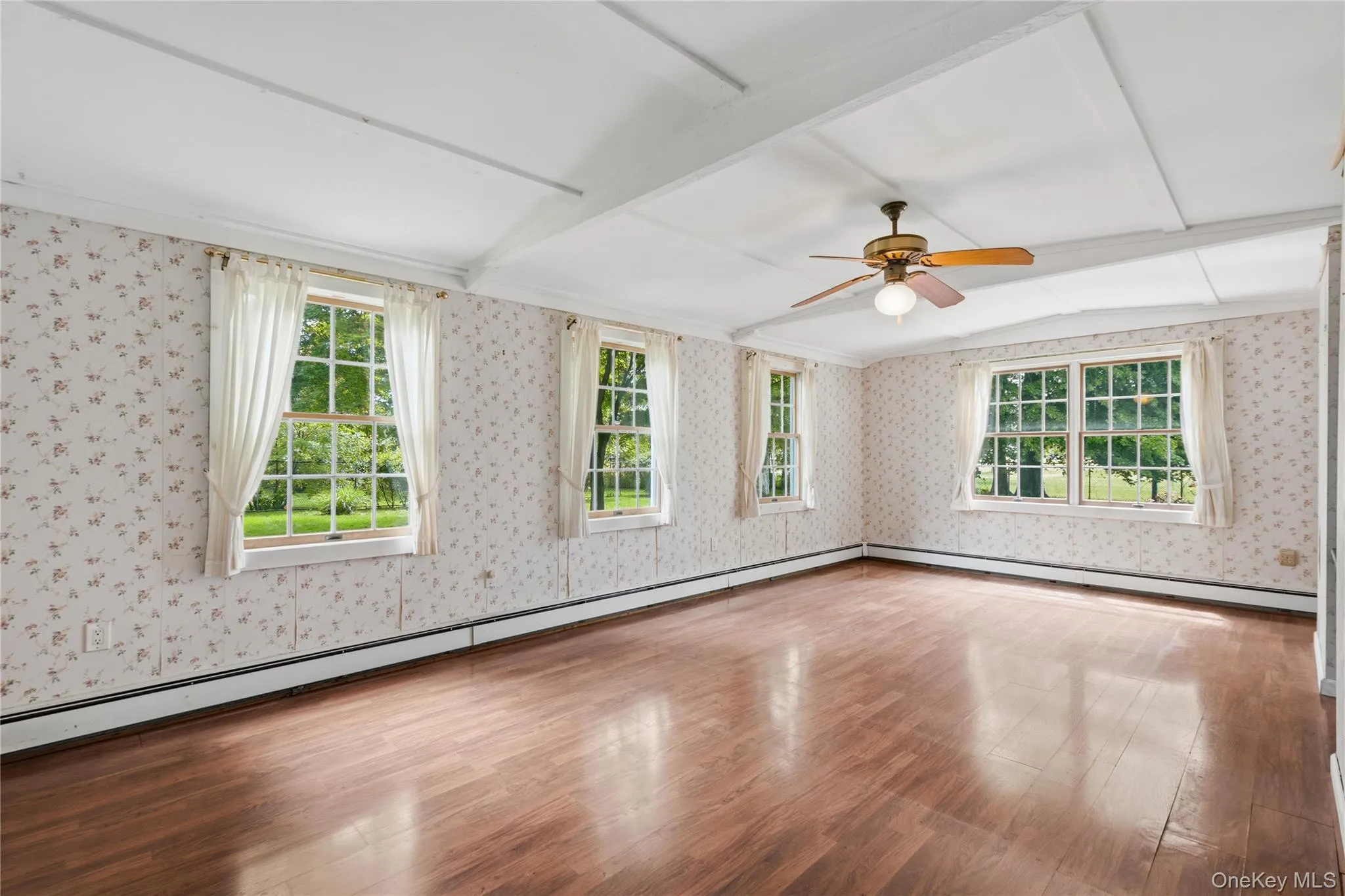 4 Russett Lane, Islip, NY, 3 Bedrooms Bedrooms, 5 Rooms Rooms,2 BathroomsBathrooms,Residential,For Rent,Russett,0,1005761 4 Russett Lane, Islip, NY, 3 Bedrooms Bedrooms, 5 Rooms Rooms,2 BathroomsBathrooms,Residential,For Rent,Russett,0,1005761
