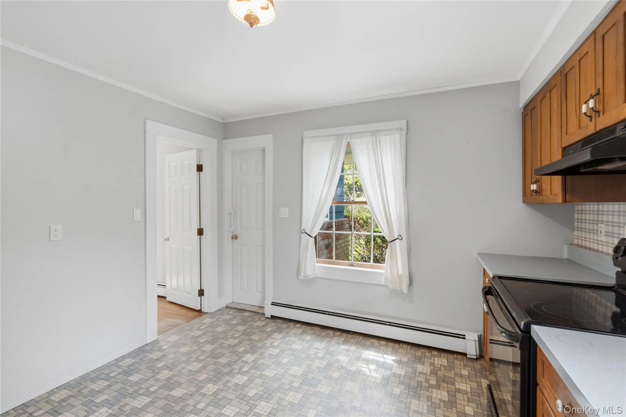 4 Russett Lane, Islip, NY, 3 Bedrooms Bedrooms, 5 Rooms Rooms,2 BathroomsBathrooms,Residential,For Rent,Russett,0,1005761 4 Russett Lane, Islip, NY, 3 Bedrooms Bedrooms, 5 Rooms Rooms,2 BathroomsBathrooms,Residential,For Rent,Russett,0,1005761