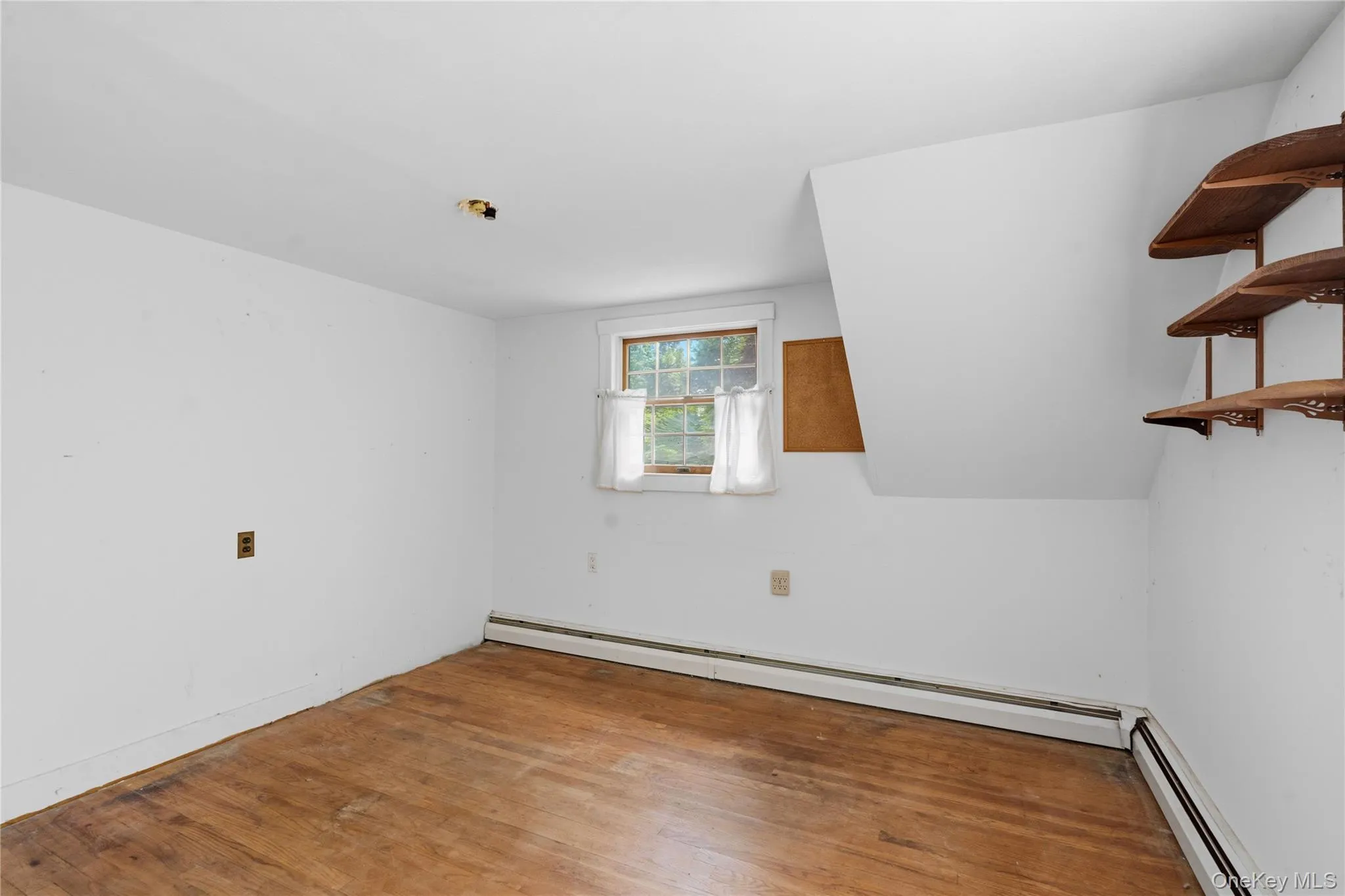 4 Russett Lane, Islip, NY, 3 Bedrooms Bedrooms, 5 Rooms Rooms,2 BathroomsBathrooms,Residential,For Rent,Russett,0,1005761 4 Russett Lane, Islip, NY, 3 Bedrooms Bedrooms, 5 Rooms Rooms,2 BathroomsBathrooms,Residential,For Rent,Russett,0,1005761