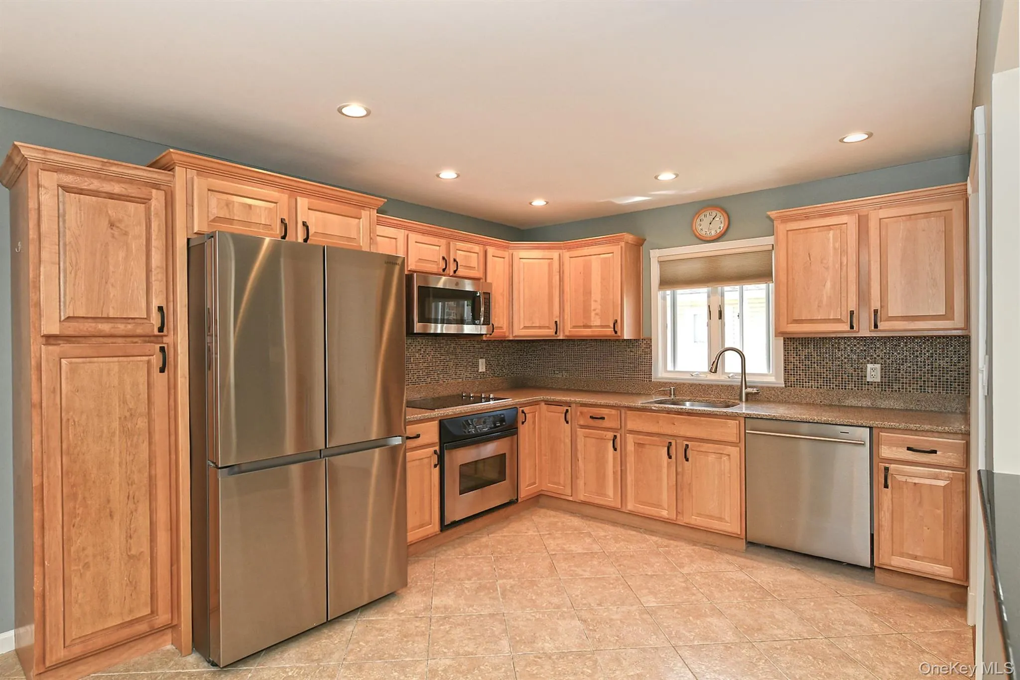 44 Derby Avenue, Huntington, NY, 3 Bedrooms Bedrooms, 6 Rooms Rooms,1 BathroomBathrooms,Residential Lease,For Rent,Derby,0,1005763 44 Derby Avenue, Huntington, NY, 3 Bedrooms Bedrooms, 6 Rooms Rooms,1 BathroomBathrooms,Residential Lease,For Rent,Derby,0,1005763