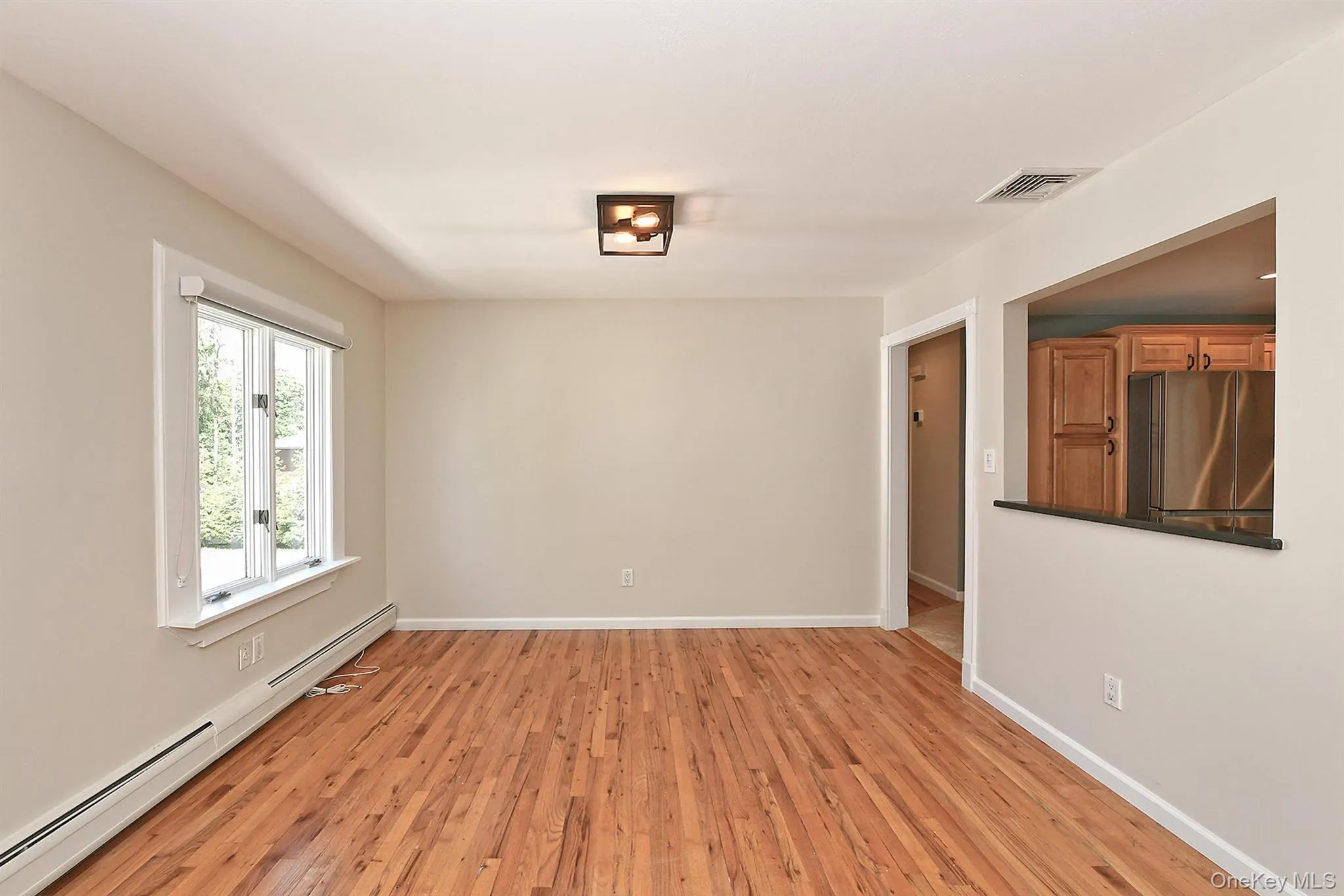 44 Derby Avenue, Huntington, NY, 3 Bedrooms Bedrooms, 6 Rooms Rooms,1 BathroomBathrooms,Residential Lease,For Rent,Derby,0,1005763 44 Derby Avenue, Huntington, NY, 3 Bedrooms Bedrooms, 6 Rooms Rooms,1 BathroomBathrooms,Residential Lease,For Rent,Derby,0,1005763