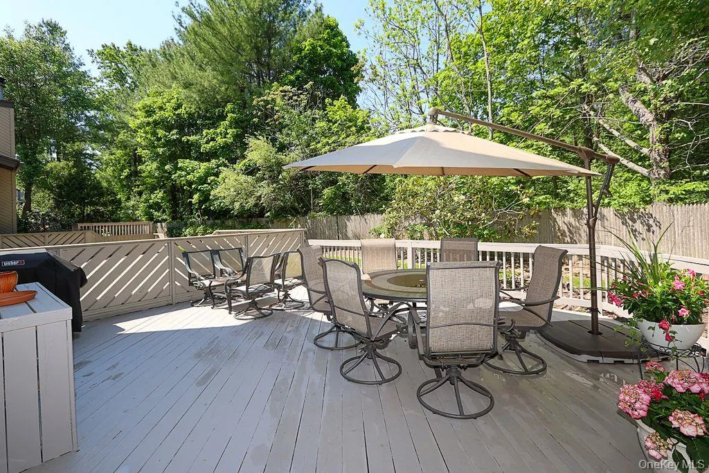 81 Estate Drive, Oyster Bay, NY, 4 Bedrooms Bedrooms, 8 Rooms Rooms,2 BathroomsBathrooms,Residential,For Rent,Estate,0,1005764 81 Estate Drive, Oyster Bay, NY, 4 Bedrooms Bedrooms, 8 Rooms Rooms,2 BathroomsBathrooms,Residential,For Rent,Estate,0,1005764