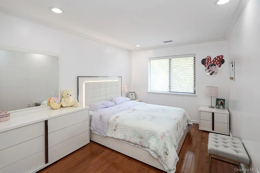 81 Estate Drive, Oyster Bay, NY, 4 Bedrooms Bedrooms, 8 Rooms Rooms,2 BathroomsBathrooms,Residential,For Rent,Estate,0,1005764 81 Estate Drive, Oyster Bay, NY, 4 Bedrooms Bedrooms, 8 Rooms Rooms,2 BathroomsBathrooms,Residential,For Rent,Estate,0,1005764