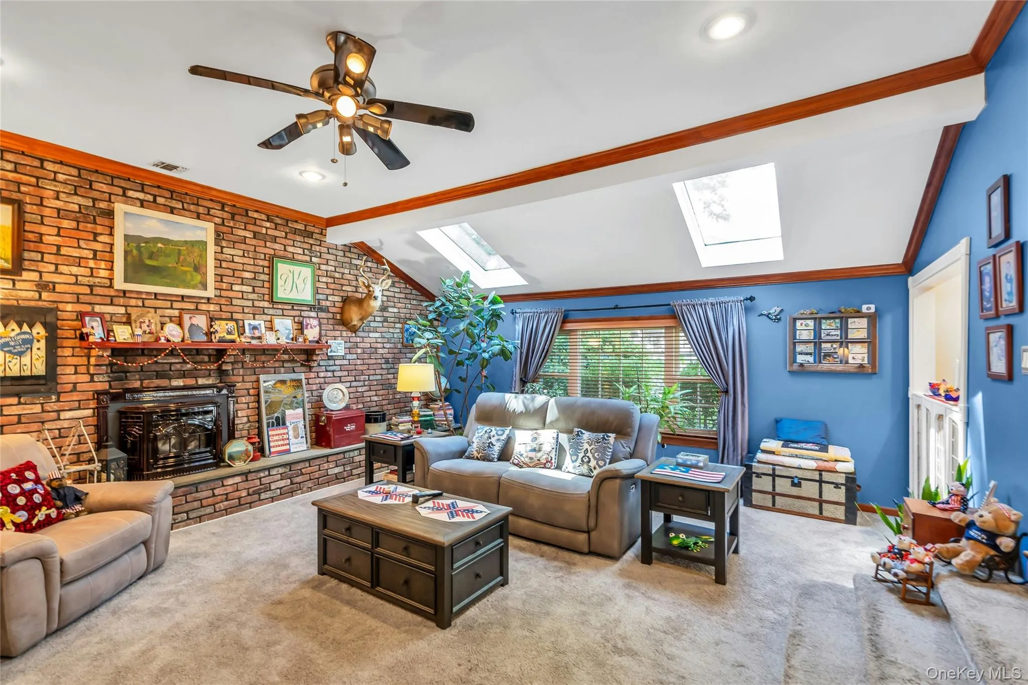 25 Del Place, Smithtown, NY, 4 Bedrooms Bedrooms, 8 Rooms Rooms,2 BathroomsBathrooms,Residential,For Rent,Del,0,1005767 25 Del Place, Smithtown, NY, 4 Bedrooms Bedrooms, 8 Rooms Rooms,2 BathroomsBathrooms,Residential,For Rent,Del,0,1005767