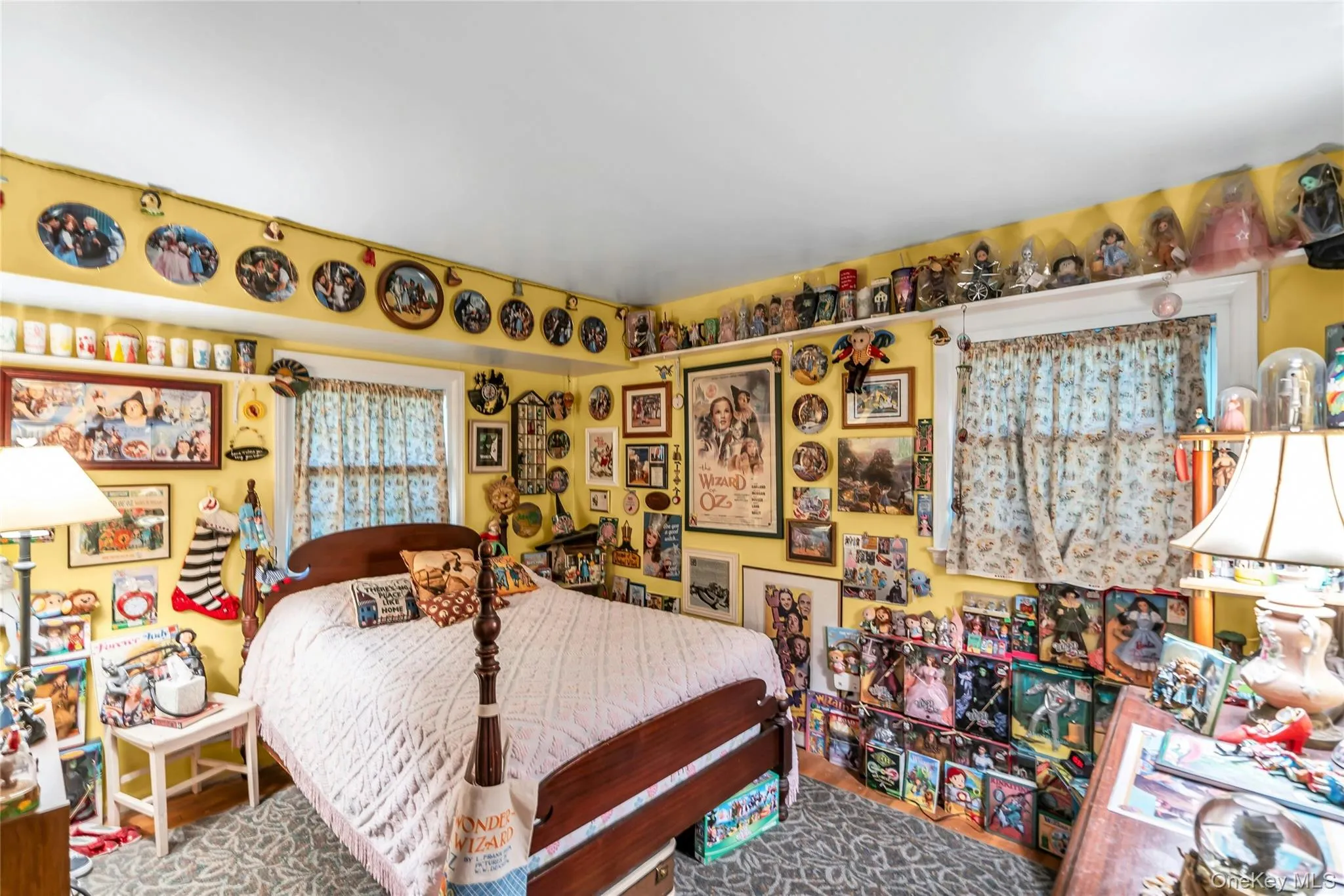 25 Del Place, Smithtown, NY, 4 Bedrooms Bedrooms, 8 Rooms Rooms,2 BathroomsBathrooms,Residential,For Rent,Del,0,1005767 25 Del Place, Smithtown, NY, 4 Bedrooms Bedrooms, 8 Rooms Rooms,2 BathroomsBathrooms,Residential,For Rent,Del,0,1005767