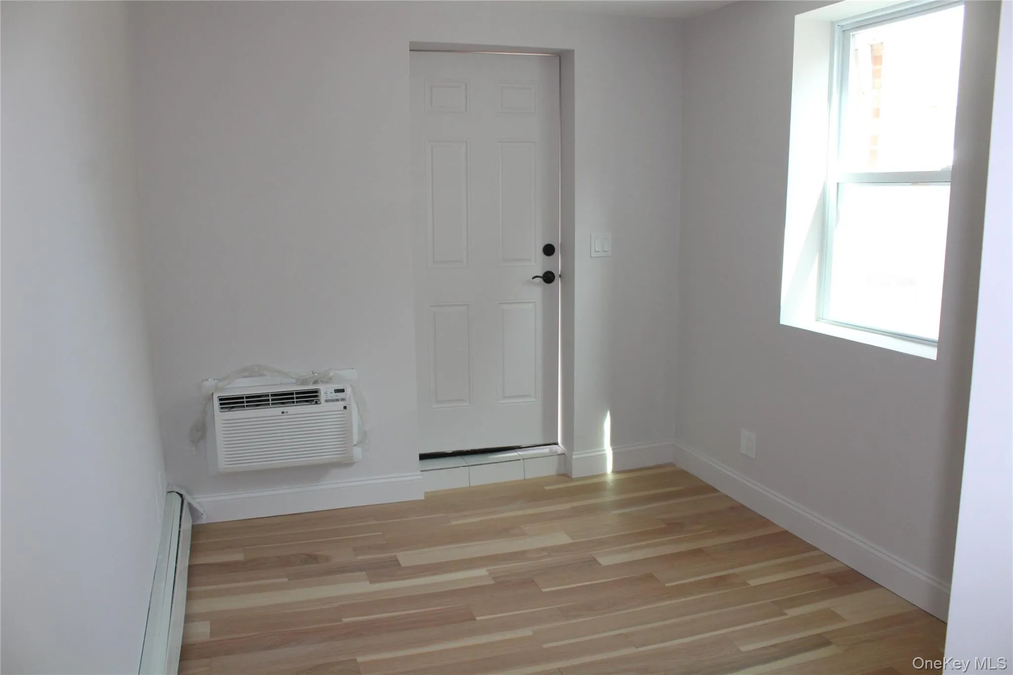 3157 Waterbury Avenue, New York, NY, 3 Bedrooms Bedrooms, 5 Rooms Rooms,2 BathroomsBathrooms,Residential Lease,For Rent,Waterbury,0,1005777 3157 Waterbury Avenue, New York, NY, 3 Bedrooms Bedrooms, 5 Rooms Rooms,2 BathroomsBathrooms,Residential Lease,For Rent,Waterbury,0,1005777