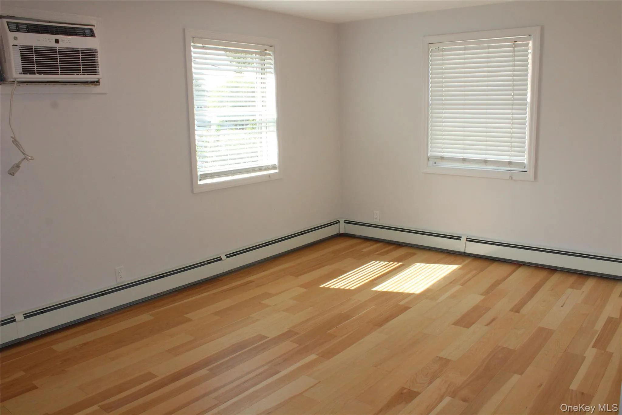 3157 Waterbury Avenue, New York, NY, 3 Bedrooms Bedrooms, 5 Rooms Rooms,2 BathroomsBathrooms,Residential Lease,For Rent,Waterbury,0,1005777 3157 Waterbury Avenue, New York, NY, 3 Bedrooms Bedrooms, 5 Rooms Rooms,2 BathroomsBathrooms,Residential Lease,For Rent,Waterbury,0,1005777