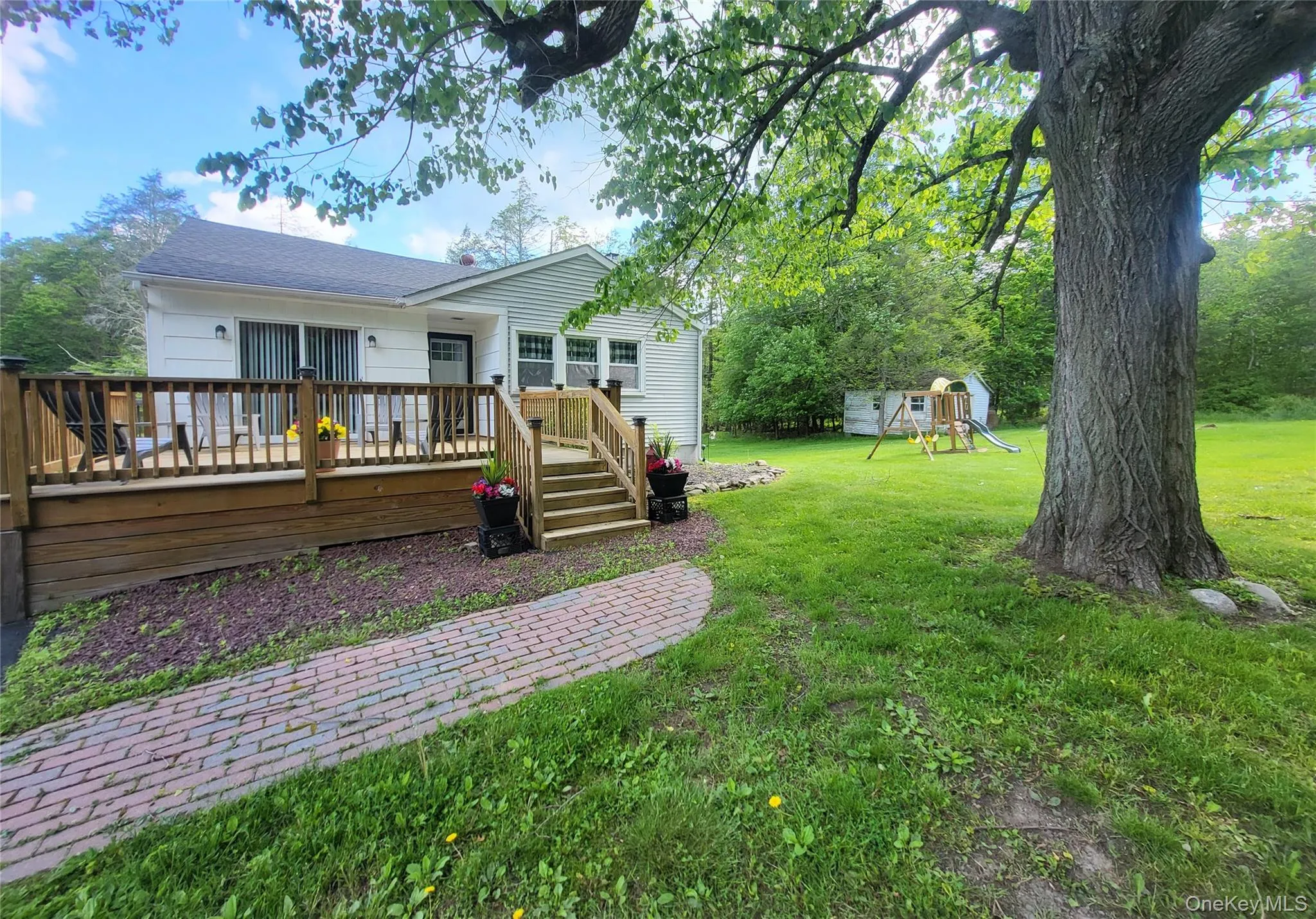 286 Dingle Daisy Road, Thompson, NY, 2 Bedrooms Bedrooms, 6 Rooms Rooms,1 BathroomBathrooms,Residential,For Rent,Dingle Daisy,0,1005778 286 Dingle Daisy Road, Thompson, NY, 2 Bedrooms Bedrooms, 6 Rooms Rooms,1 BathroomBathrooms,Residential,For Rent,Dingle Daisy,0,1005778