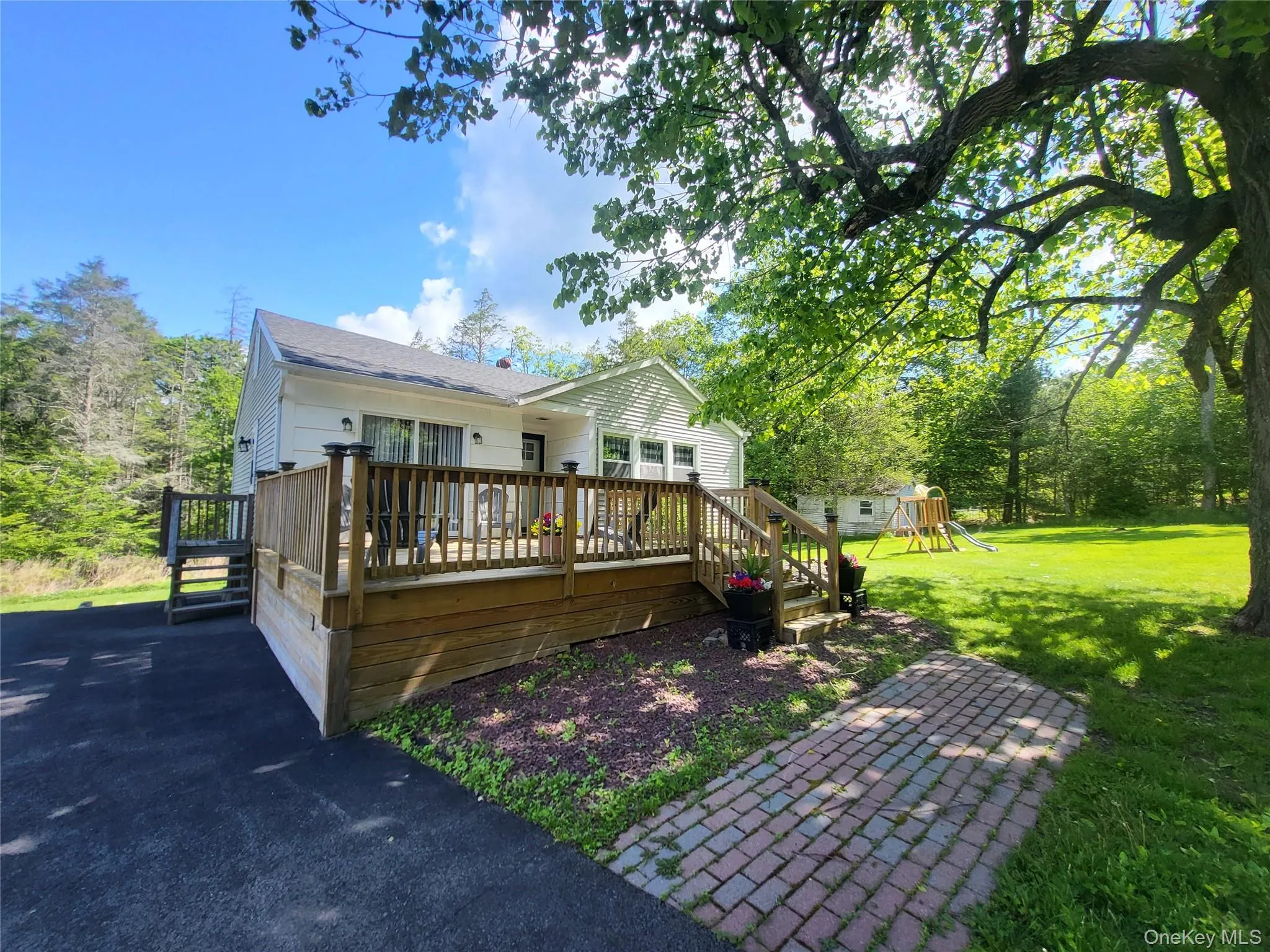 286 Dingle Daisy Road, Thompson, NY, 2 Bedrooms Bedrooms, 6 Rooms Rooms,1 BathroomBathrooms,Residential,For Rent,Dingle Daisy,0,1005778 286 Dingle Daisy Road, Thompson, NY, 2 Bedrooms Bedrooms, 6 Rooms Rooms,1 BathroomBathrooms,Residential,For Rent,Dingle Daisy,0,1005778