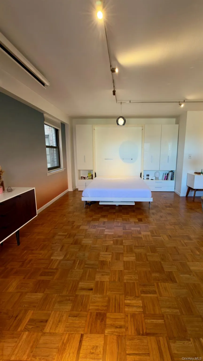 579 215 Street, New York, NY, 2 Rooms Rooms,1 BathroomBathrooms,Residential,For Rent,215,0,1005779 579 215 Street, New York, NY, 2 Rooms Rooms,1 BathroomBathrooms,Residential,For Rent,215,0,1005779
