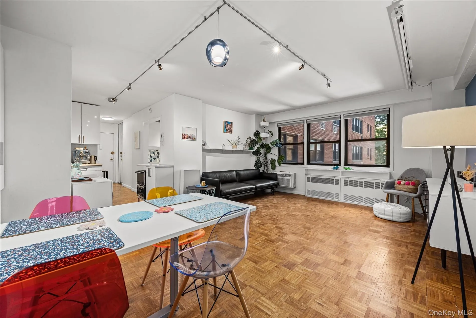 579 215 Street, New York, NY, 2 Rooms Rooms,1 BathroomBathrooms,Residential,For Rent,215,0,1005779 579 215 Street, New York, NY, 2 Rooms Rooms,1 BathroomBathrooms,Residential,For Rent,215,0,1005779