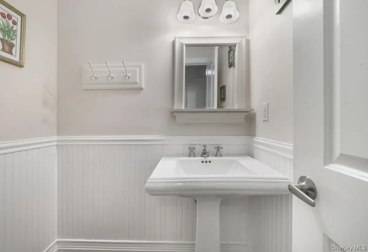 404 Sierra Vista Lane, Clarkstown, NY, 2 Bedrooms Bedrooms, 5 Rooms Rooms,1 BathroomBathrooms,Residential,For Rent,Sierra Vista,0,1005781 404 Sierra Vista Lane, Clarkstown, NY, 2 Bedrooms Bedrooms, 5 Rooms Rooms,1 BathroomBathrooms,Residential,For Rent,Sierra Vista,0,1005781