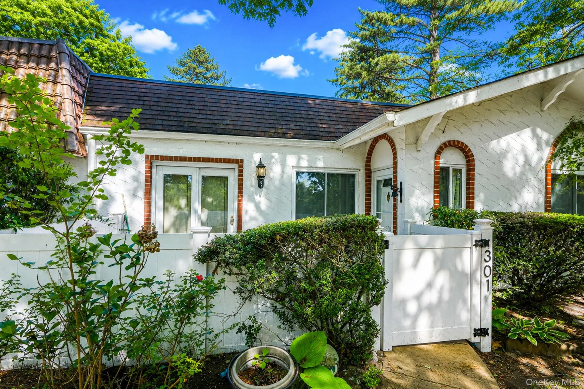 301 Birchwood Road, Brookhaven, NY, 2 Bedrooms Bedrooms, 5 Rooms Rooms,1 BathroomBathrooms,Residential,For Rent,Birchwood,0,1005782 301 Birchwood Road, Brookhaven, NY, 2 Bedrooms Bedrooms, 5 Rooms Rooms,1 BathroomBathrooms,Residential,For Rent,Birchwood,0,1005782
