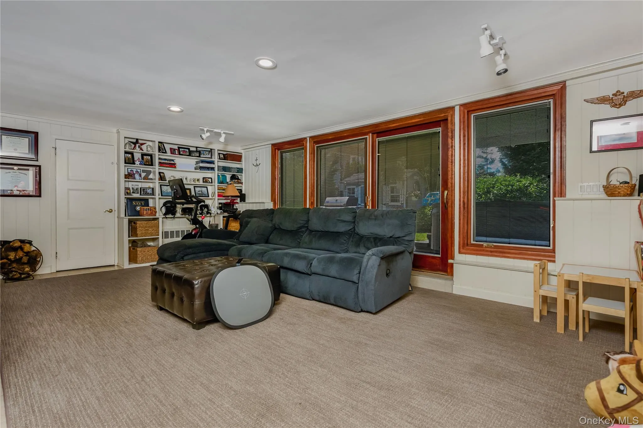9 Orlando Street, Oyster Bay, NY, 4 Bedrooms Bedrooms, 9 Rooms Rooms,2 BathroomsBathrooms,Residential,For Rent,Orlando,0,1005785 9 Orlando Street, Oyster Bay, NY, 4 Bedrooms Bedrooms, 9 Rooms Rooms,2 BathroomsBathrooms,Residential,For Rent,Orlando,0,1005785