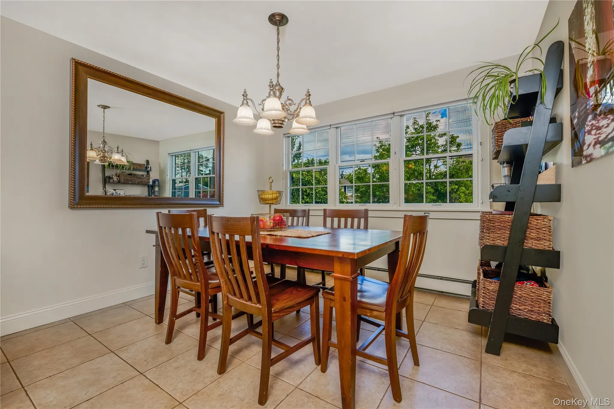 9 Orlando Street, Oyster Bay, NY, 4 Bedrooms Bedrooms, 9 Rooms Rooms,2 BathroomsBathrooms,Residential,For Rent,Orlando,0,1005785 9 Orlando Street, Oyster Bay, NY, 4 Bedrooms Bedrooms, 9 Rooms Rooms,2 BathroomsBathrooms,Residential,For Rent,Orlando,0,1005785