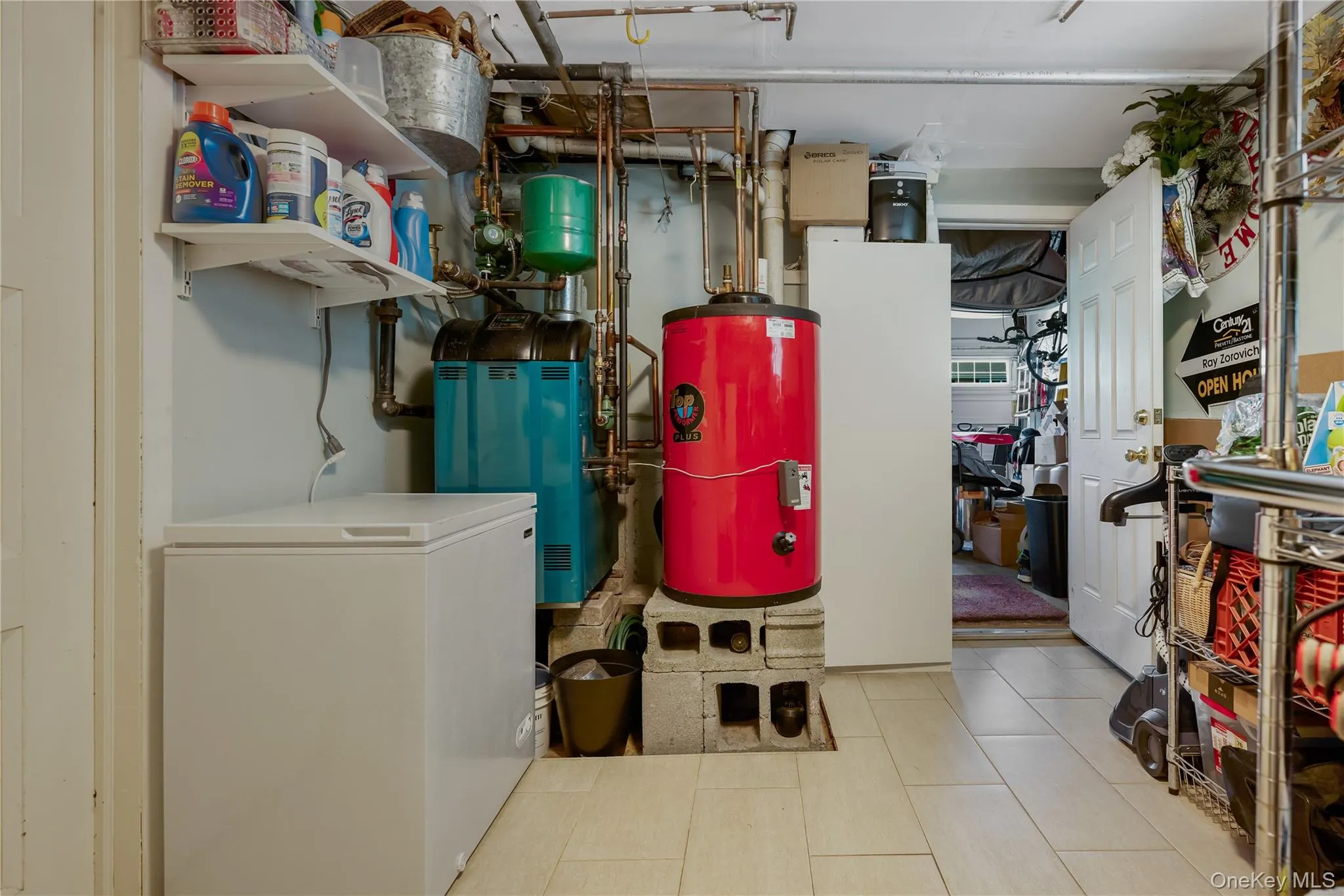 9 Orlando Street, Oyster Bay, NY, 4 Bedrooms Bedrooms, 9 Rooms Rooms,2 BathroomsBathrooms,Residential,For Rent,Orlando,0,1005785 9 Orlando Street, Oyster Bay, NY, 4 Bedrooms Bedrooms, 9 Rooms Rooms,2 BathroomsBathrooms,Residential,For Rent,Orlando,0,1005785