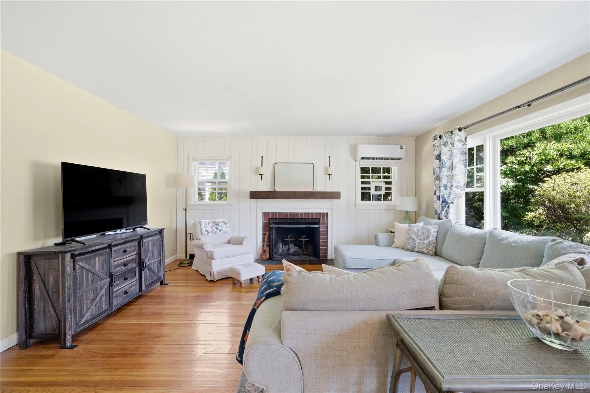 28 Hemlock Lane, Islip, NY, 4 Bedrooms Bedrooms, 8 Rooms Rooms,3 BathroomsBathrooms,Residential,For Rent,Hemlock,0,1005792 28 Hemlock Lane, Islip, NY, 4 Bedrooms Bedrooms, 8 Rooms Rooms,3 BathroomsBathrooms,Residential,For Rent,Hemlock,0,1005792