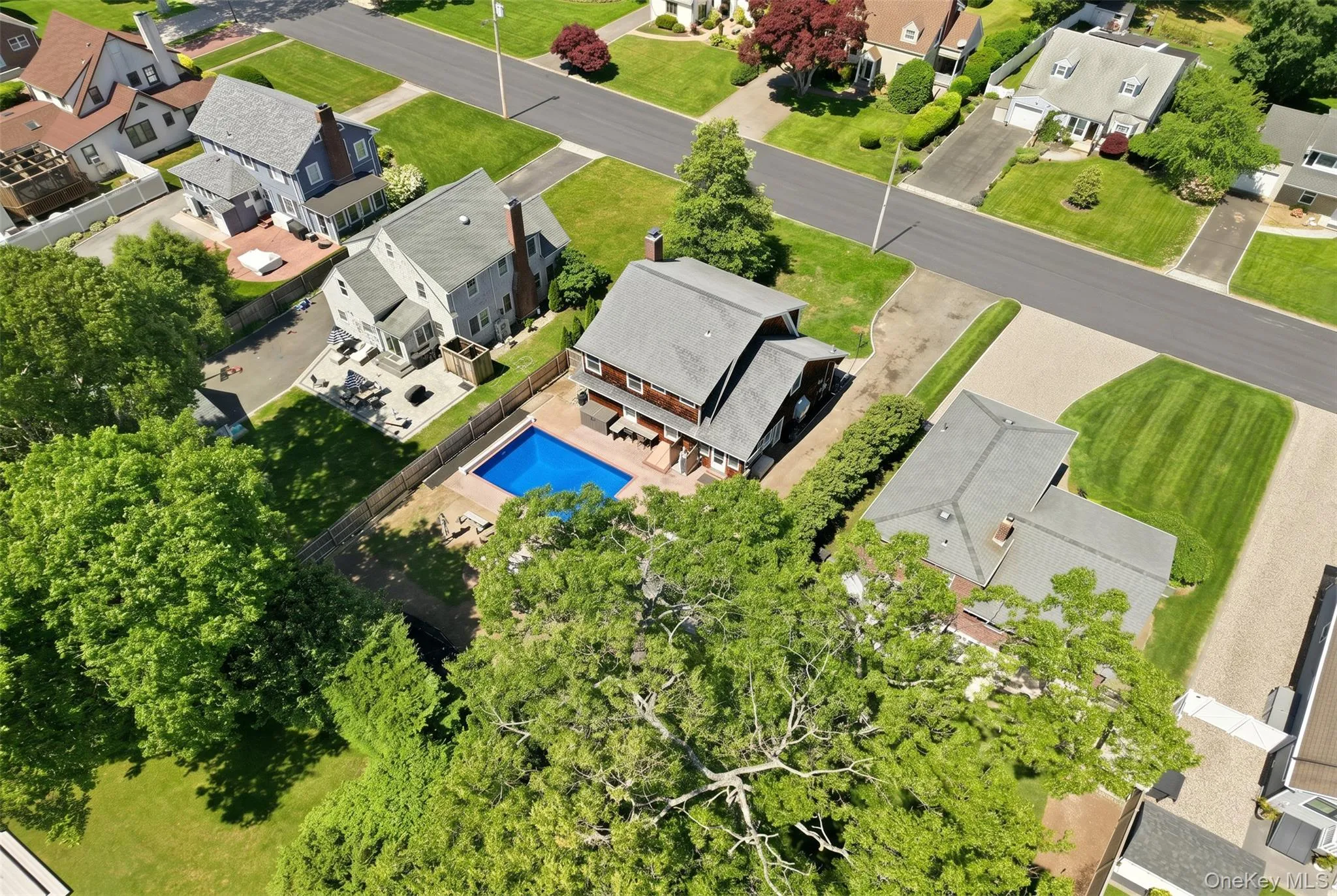 28 Hemlock Lane, Islip, NY, 4 Bedrooms Bedrooms, 8 Rooms Rooms,3 BathroomsBathrooms,Residential,For Rent,Hemlock,0,1005792 28 Hemlock Lane, Islip, NY, 4 Bedrooms Bedrooms, 8 Rooms Rooms,3 BathroomsBathrooms,Residential,For Rent,Hemlock,0,1005792